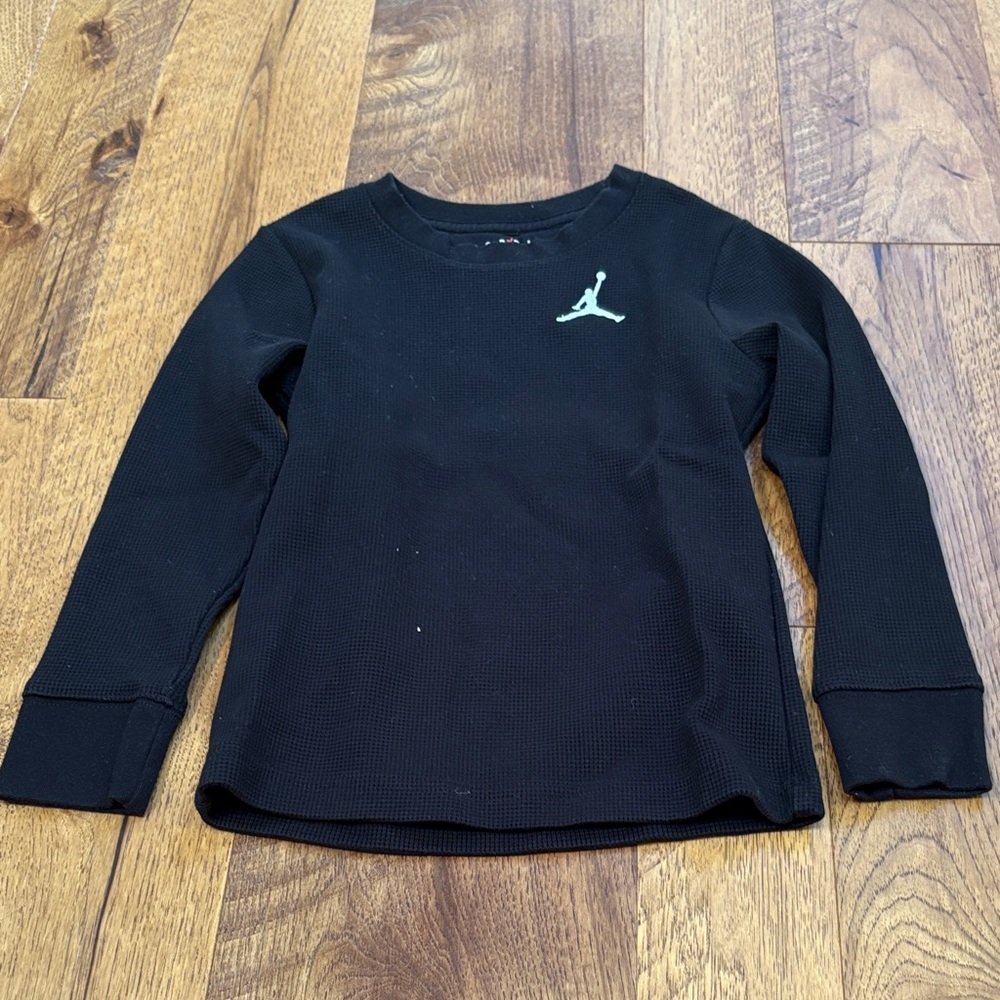 Jordan Air Boy’s Black Long Sleeve Sweater Size 7 (L)